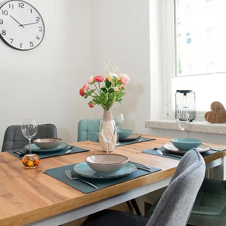 Daire Savor 5 Personen 2 Schlafzimmer Babybett Netflix Balkon Zentrum *