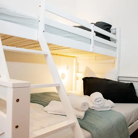Savor 5 Personen 2 Schlafzimmer Babybett Netflix Balkon Zentrum Daire