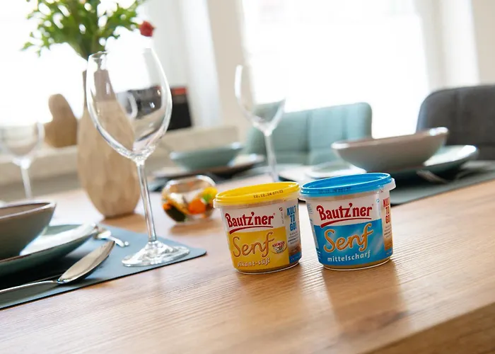 Savor 5 Personen 2 Schlafzimmer Babybett Netflix Balkon Zentrum דירה