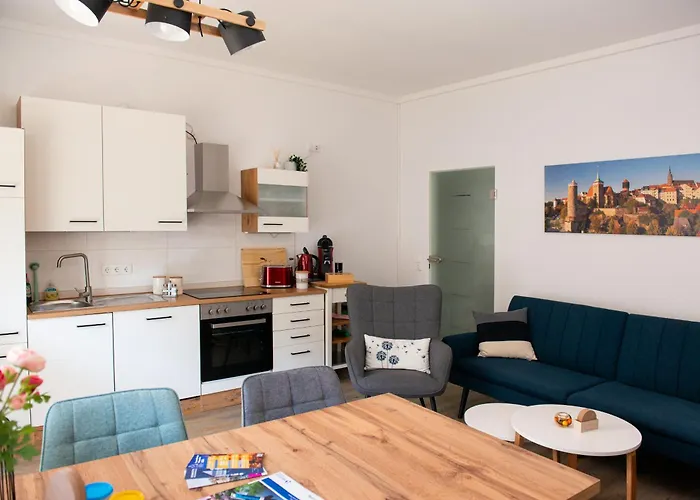 Savor 5 Personen 2 Schlafzimmer Babybett Netflix Balkon Zentrum *